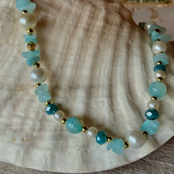 BLUE Heart and Butterfly Necklaces with natural stones - Picture 8 of 11